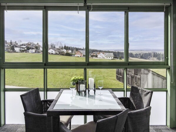 Table, Cloud, Furniture, Tableware, Property, Sky, Chair, Plant, Window, Building