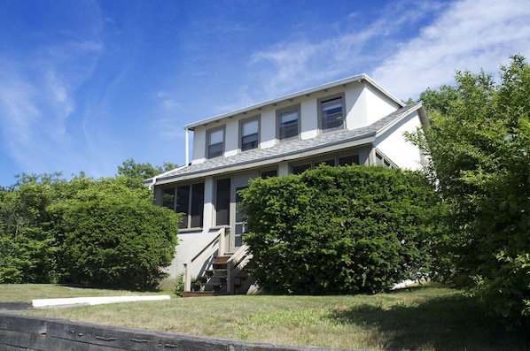 Welcome to Long Beach House!