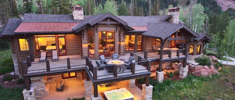 Alpenglow Chalet