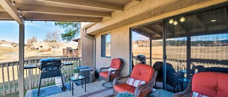 Ruidoso Vacation Rental | 2BR | 2BA | 875 Sq Ft | Step-Free Access