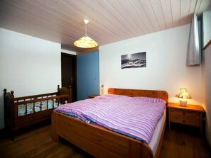 Schlafzimmer_Doppelbett