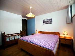 Schlafzimmer_Doppelbett