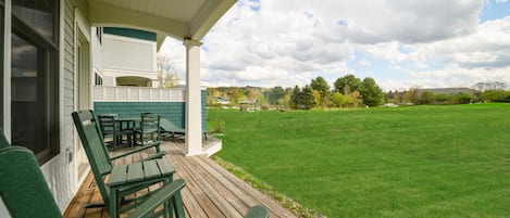 Furnished Patio 