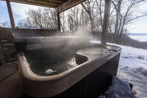 Bain à remous extérieur