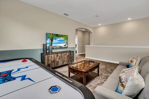 Spielezimmer