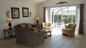 1616MorningStar-LivingRoom4