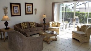 1616MorningStar-LivingRoom5