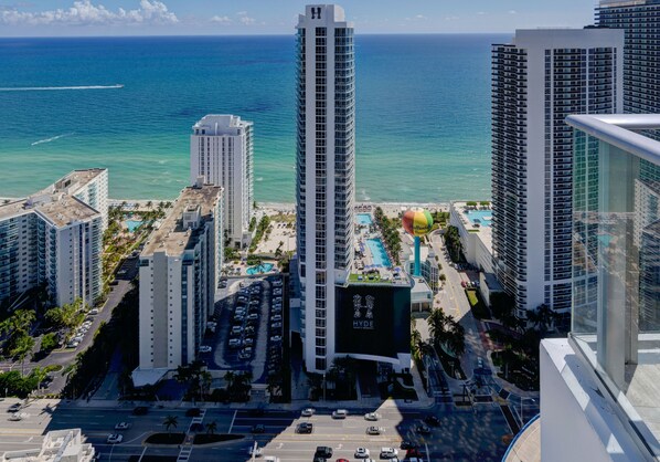 Beach/ocean view