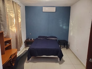 1st bedroom 