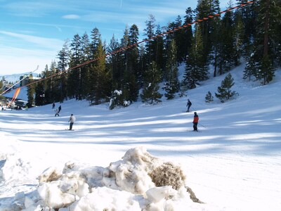 Ridge Sierra Resort next to Heavenly Ski; Great Location, Amenities & Views