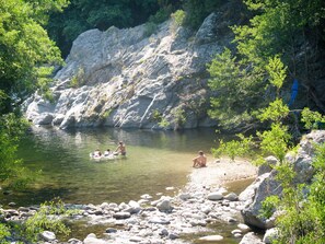 Body Of Water, Natural Landscape, Nature, Nature Reserve, Vegetation, Water, Riparian Zone, River, Watercourse, Water Resources