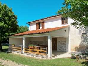 Maison, Propriété, Domicile, Bâtiment, Immobilier, Chalet, Façade, Porche, Architecture, Ferme