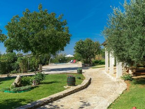 Propriété, Arbre, Maison, Immobilier, Botanique, Herbe, Jardin, Biens, Architecture, Quartier