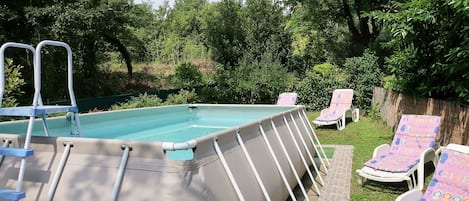 Swimming Pool, Property, Leisure, Backyard, Real Estate, Tree, House, Grass, Yard, Furniture