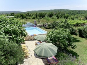 Eigentum, Regenschirm, Biome, Botanik, Pflanzengemeinschaft, Gras, Haus, Grundstueck, Ländliches Gebiet, Urlaub