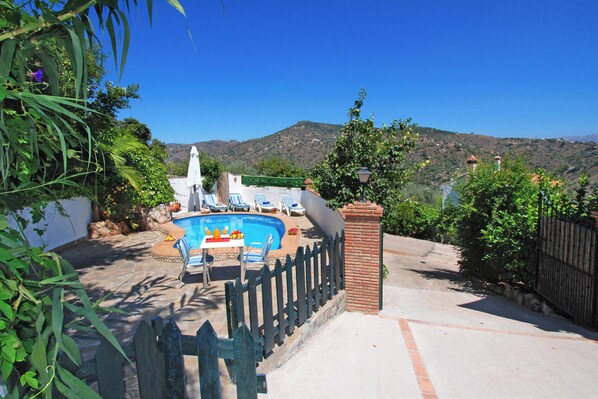 Casa El Algarrobo. Disconnect,  surrounded by the beauty of nature. 