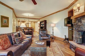 Furniture, Indoors, Living Room, Couch, Home Decor