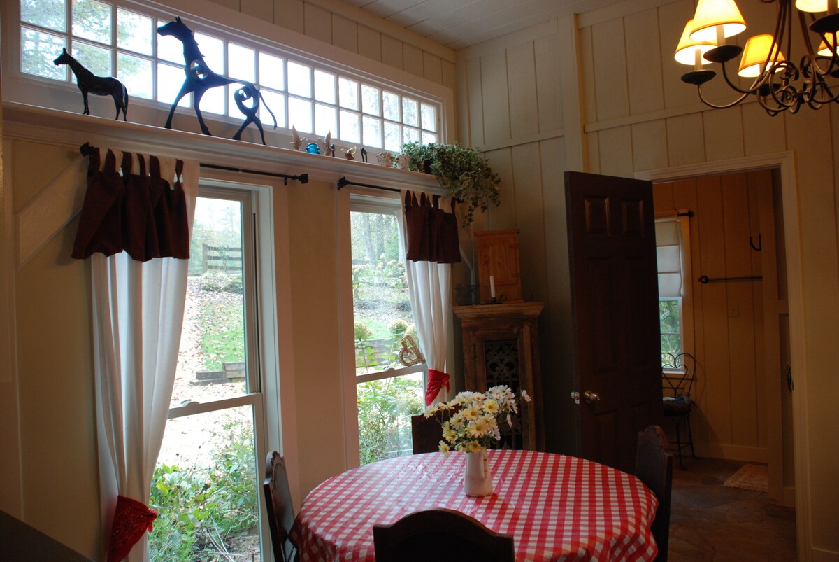 Equestrian Retreat / country getaway