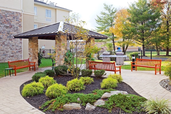 Enjoy the great amenities of this property.