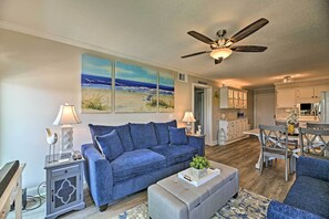 Living Room | Central A/C