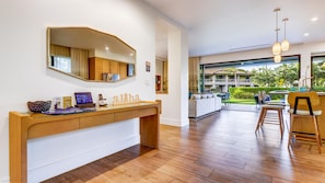 Openspace living with modern Aloha touches