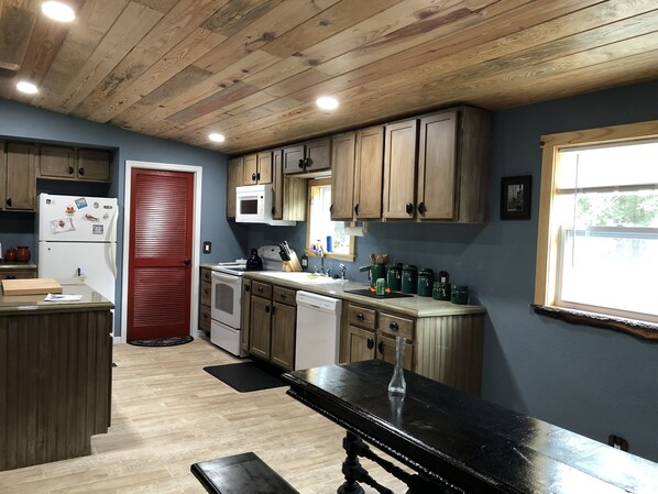 The kitchen cabin photo