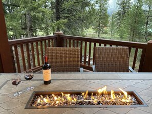 Happy Hour! 🍷
