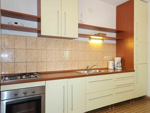 Cabinetry, Countertop, Building, Property, Sink, Tap, Kitchen Sink, Kitchen, Wood, Kitchen Stove