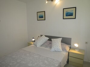 Möbel, Eigentum, Bilderrahmen, Gebäude, Komfort, Beleuchtung, Holz, Interior Design, Die Architektur, Bett