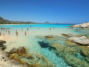 Water, Sky, Beach, Aqua, Leisure, Landscape, Natural Landscape, Wind Wave, Headland