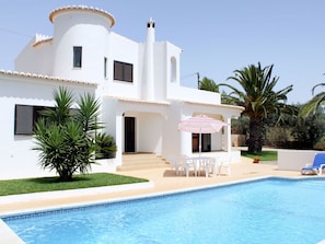 Property, House, Building, Real Estate, Home, Swimming Pool, Villa, Estate, Architecture, Mansion