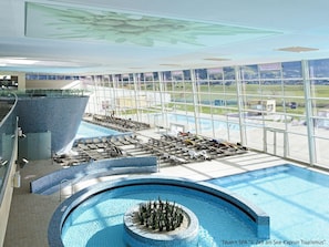 L'Eau, Bleu Azur, Piscine, Ciel, Bâtiment, Ombre, Design Urbain, Condominium, Loisir, Plante