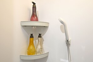 Équipements de salle de bain