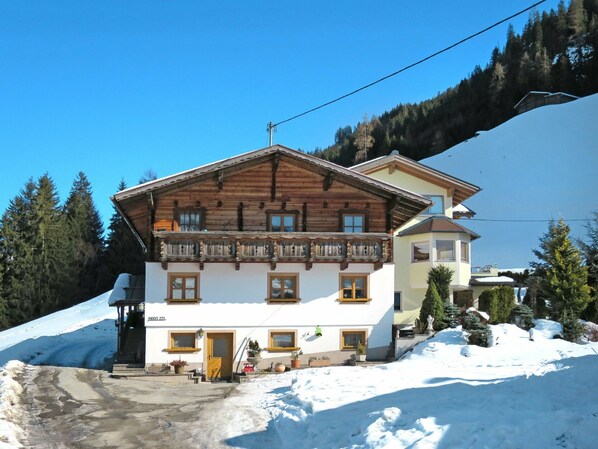 Eigentum, Schnee, Haus, Winter, Zuhause, Grundeigentum, Gebäude, Berg, Bergstation, Hütte