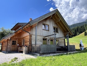 Ciel, Bâtiment, Propriété, Plante, Nuage, Fenêtre, Arbre, Bois, Maison, Lot Terre