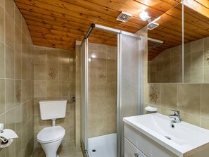 Mirror, Plumbing Fixture, Tap, Sink, Property, Building, Bathroom Sink, Bathroom, Purple