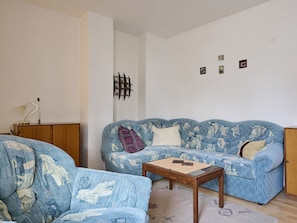 Möbel, Couch, Tabelle, Komfort, Azurblau, Holz, Wohnzimmer, Textil, Fussboden, Flooring