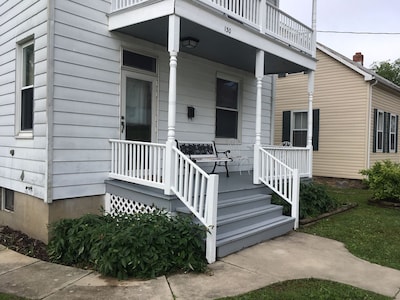 Kork Haus - Whole house rental in Downtown Hermann