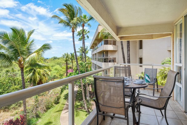 Maui Banyan P301 lanai view 1