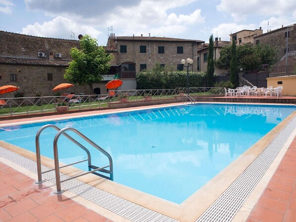 Schwimmbad des Ferienhauses