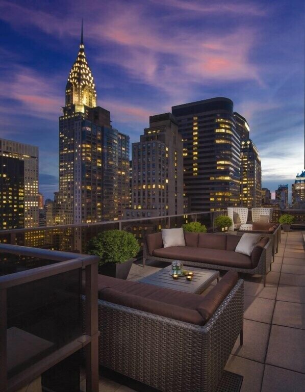 Midtown_45_deck_S