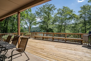 Outside Deck overlooking Lake Glenville