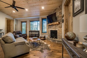 Living Room with Gas Fireplace