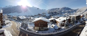 Vue panoramique depuis le balcon