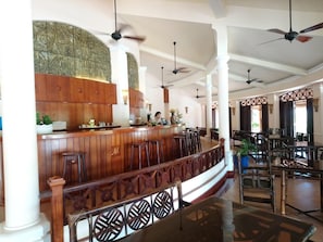 Bar (in der Unterkunft)