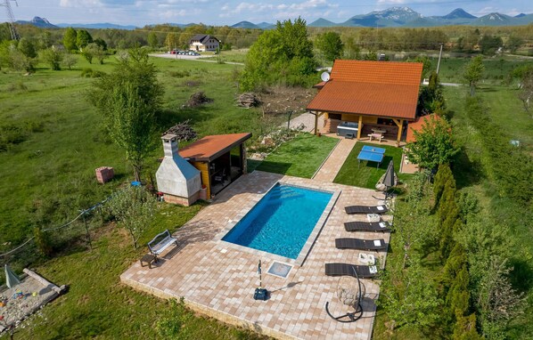 pool