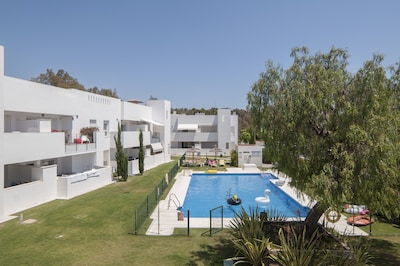 Exclusive modern 3bed2bat walking to Puerto Banús