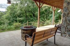 Terrace level patio fire feature