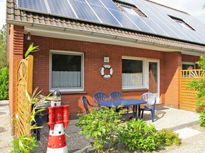 Haus, Eigentum, Zuhause, Hütte, Dach, Gebäude, Grundeigentum, Abstellgleis, Wohngebiet, Fenster