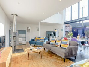 Spacious living/ dining room | Band Of Hope Hall, Cromer
